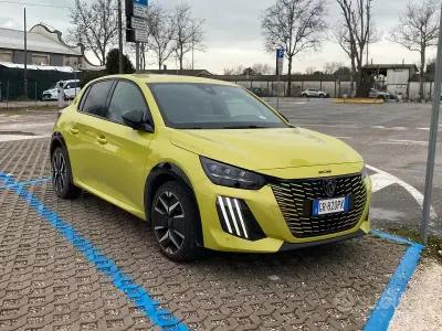 Usata Peugeot 208 GTi 101 CV (74 kW) 2024 Giallo Utilitaria