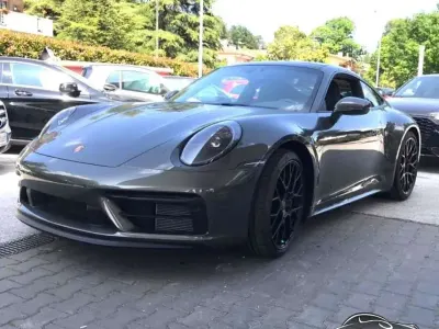 Usata Porsche 911 Carrera GTS 480 CV (353 kW) 2022 Verde Coupé