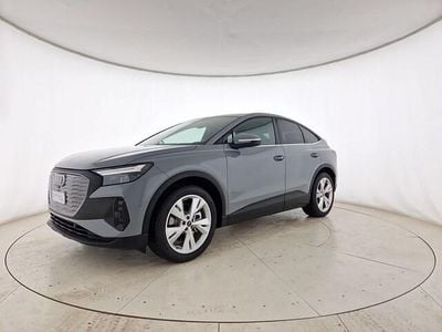 Usata Audi Q4 e-tron Business 210 kW (286 CV) 2024 Grigio selce SUV