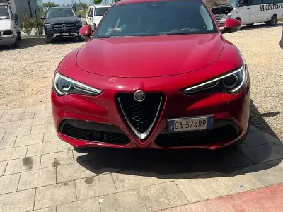 Usata Alfa Romeo Stelvio 160 CV (117 kW) 2020 Rosso SUV