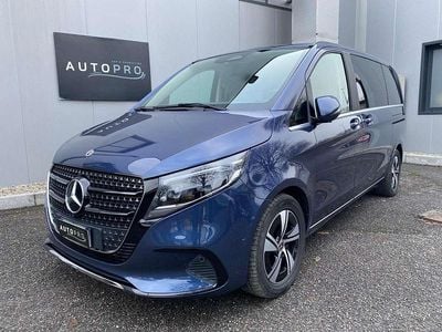 Usata Mercedes V250 Avantgarde 190 CV (139 kW) 2024 Blu/azzurro Monovolume