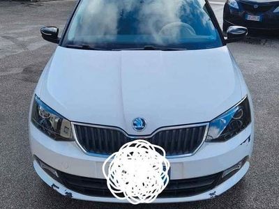 Bianco Usata 2016 Skoda Fabia Utilitaria | 9500 €