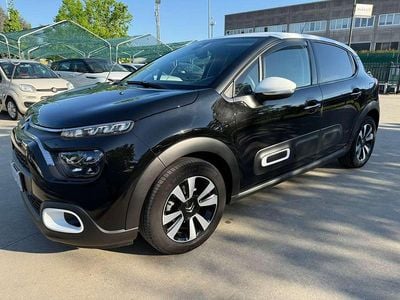 Usata Citroën C3 Shine 102 CV (75 kW) 2024 Nero tetto bianco Berlina