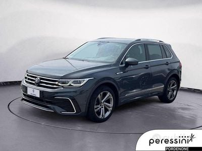 Usata VW Tiguan R-line 150 CV (110 kW) 2022 Grigio SUV
