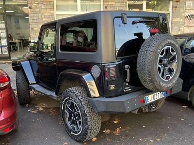 Usata Jeep Wrangler Sahara 200 CV (147 kW) 2011 Nero SUV