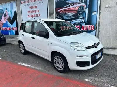 Usata Fiat Panda Pop 69 CV (50 kW) 2015 Bianco Utilitaria