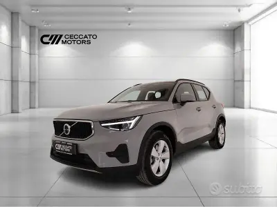 Usata Volvo XC40 163 CV (119 kW) 2025 Grigio SUV