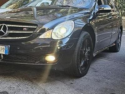 Usata Mercedes R320 224 CV (164 kW) 2007 Monovolume