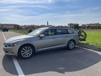 Usata VW Passat Business 120 CV (88 kW) 2015 Grigio Station wagon