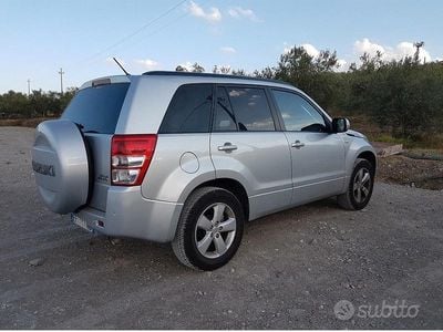 Usata Suzuki Vitara 129 CV (94 kW) 2011 Grigio SUV