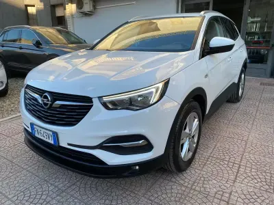 Usata Opel Grandland X 120 CV (88 kW) 2018 Bianco SUV