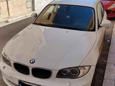 Occasion BMW 118 143 ch (105 kW) 2010 Blanc Citadine