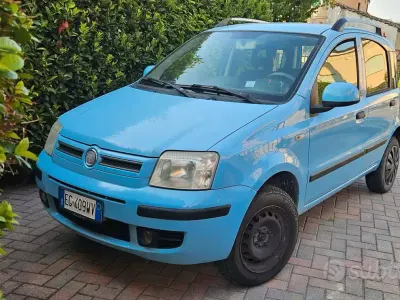 Usata Fiat Panda Dynamic 77 CV (56 kW) 2012 Bluazzurro Utilitaria