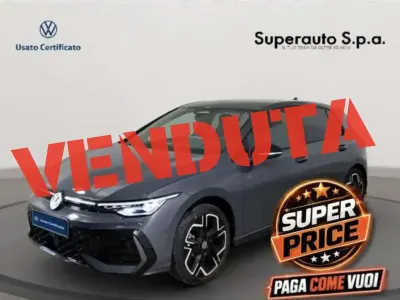 Nuova VW Golf VIII R-line Plus 150 CV (110 kW) 2026 Grigio Berlina