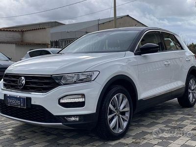 Usata VW T-Roc Style 110 CV (80 kW) 2021 Nero SUV