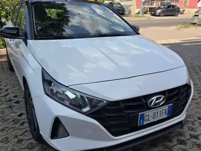 Usata Hyundai i20 84 CV (61 kW) 2022 Nero Utilitaria