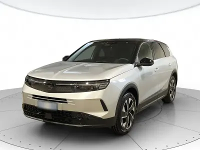 Usata Opel Grandland Electric GSe 145 CV (106 kW) 2025 Argento SUV
