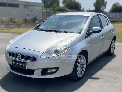 Usata Fiat Bravo Emotion 120 CV (88 kW) 2009 Grigio Utilitaria