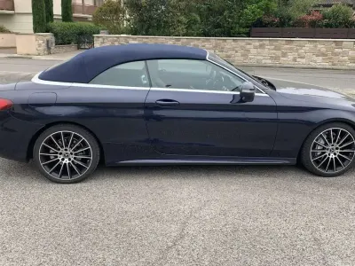 Usata Mercedes C220 170 CV (125 kW) 2017 Blu scuro metallizzato Cabrio