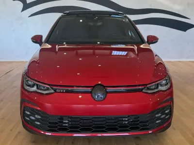 Usata VW Golf VIII GTI 245 CV (180 kW) 2021 Red king Berlina