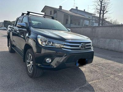 Usata Toyota HiLux Executive 150 CV (110 kW) 2017 Pick-up