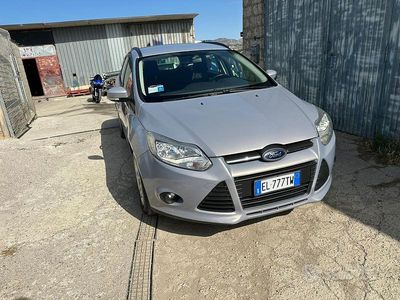 Usata Ford Focus 115 CV (84 kW) 2012 Grigio Berlina