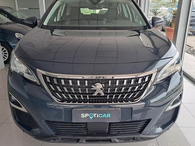 Usata Peugeot 3008 Business-Line 130 CV (95 kW) 2019 Blu SUV