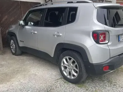 Usata Jeep Renegade Limited 120 CV (88 kW) 2016 SUV