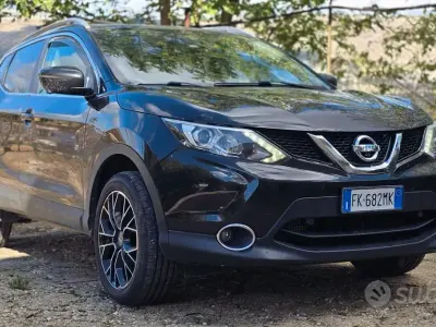 Usata Nissan Qashqai Tekna 131 CV (96 kW) 2017 Nero SUV