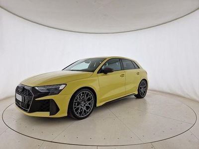 Usata Audi RS3 Sportback Comfort 400 CV (294 kW) 2025 Giallo pitone metallizzato Utilitaria