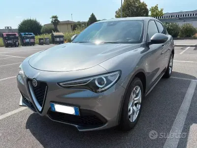 Usata Alfa Romeo Stelvio Business 190 CV (139 kW) 2021 Grigio SUV