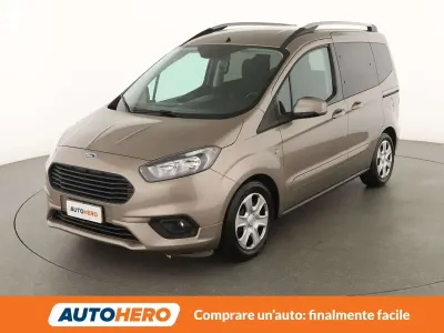 Usata Ford Tourneo Trend 101 CV (74 kW) 2019 Oro Monovolume