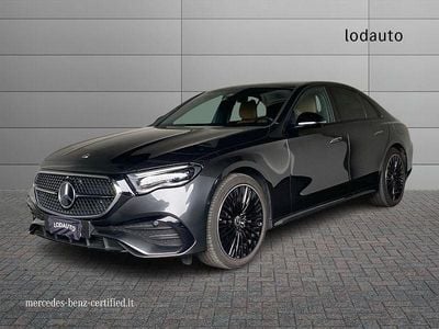 Usata Mercedes E300 AMG Line Premium 313 CV (230 kW) 2024 Grigio Berlina