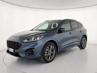Usata Ford Kuga ST-Line 190 CV (139 kW) 2021 Blue metallic (metalliclackierung) SUV