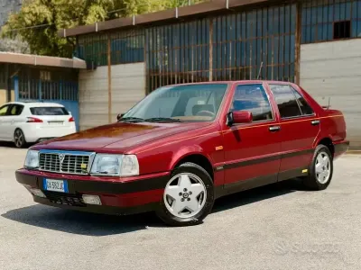 Usata Lancia Thema 215 CV (158 kW) 1988 Rosso Berlina