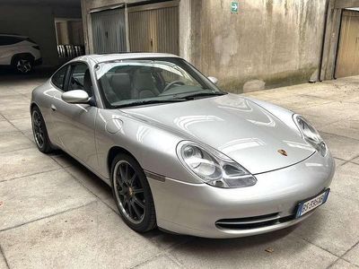 Porsche 911 Carrera 4