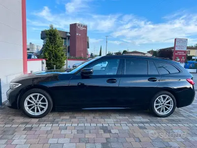 Usata BMW 320 Advantage 190 CV (139 kW) 2020 Nero Station wagon
