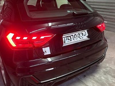 Usata Audi A1 S-Line 110 CV (80 kW) 2025 Nero SUV