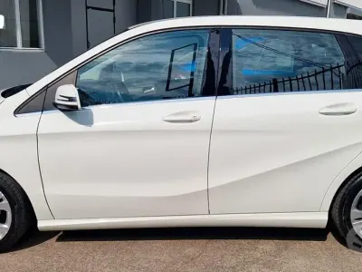Usata Mercedes B180 109 CV (80 kW) 2018 Bianco Utilitaria