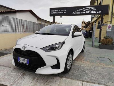 Nuova Toyota Yaris Hybrid Active 92 CV (67 kW) 2025 Bianco Berlina