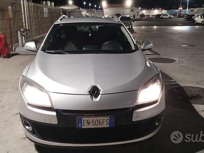 Usata Renault Mégane GrandTour 110 CV (80 kW) 2012 Grigio Station wagon