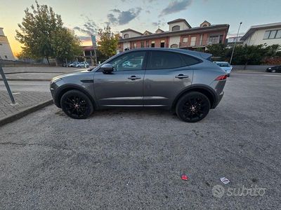 Usata Jaguar E-Pace 200 CV (147 kW) 2020 Grigio SUV