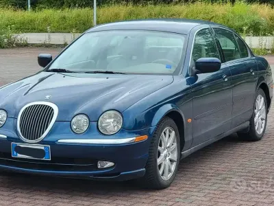 Usata Jaguar S-Type S 238 CV (175 kW) 2000 Blu Berlina