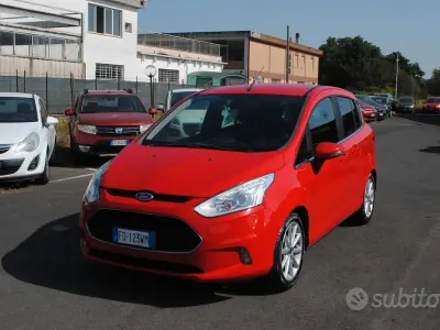 Usata Ford B-MAX 87 CV (63 kW) 2016 Rosso Monovolume