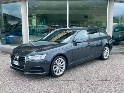 Käytetty Audi A4 Business 150 HP (110 kW) 2017 Harmaa Farmari