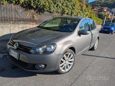 Usata VW Golf VI 110 CV (80 kW) 2009 Grigio Utilitaria
