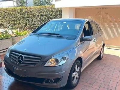 Usata Mercedes B180 2006 Grigio Monovolume