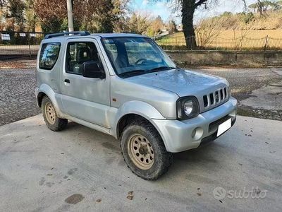 Occasion Suzuki Jimny 82 ch (60 kW) 2001 Gris SUV