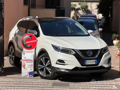 Usata Nissan Qashqai N-Connecta 116 CV (85 kW) 2020 Bianco SUV