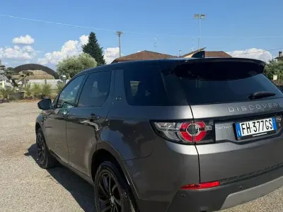 Usata Land Rover Discovery 5 150 CV (110 kW) 2017 Grigio SUV